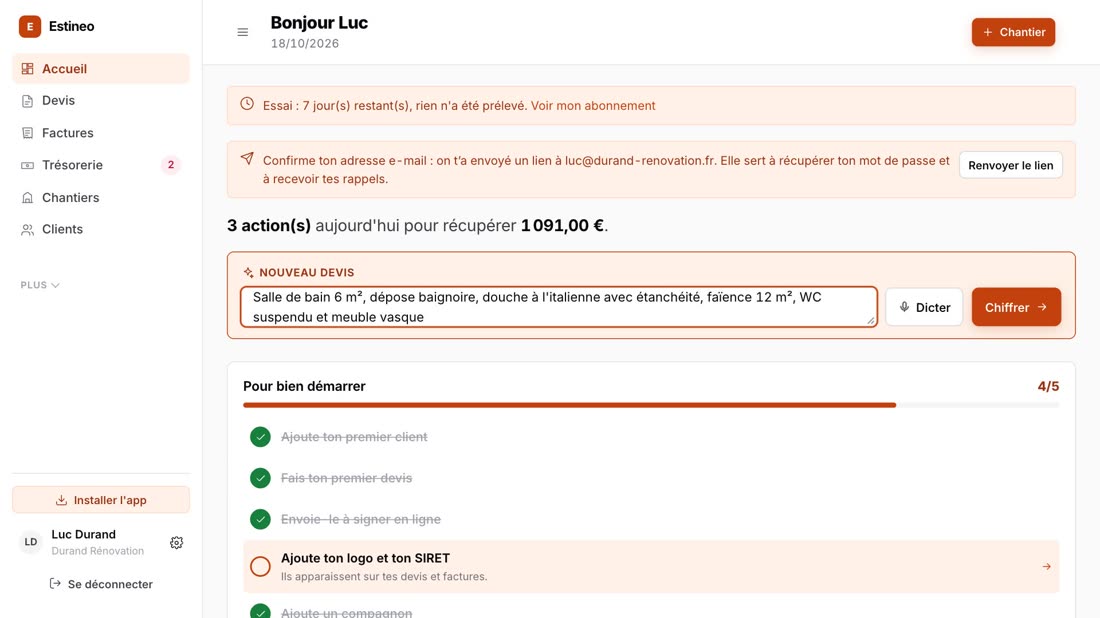 Un devis chiffré dans Estineo, et le même devis signé sur le téléphone du client (données d'exemple)
